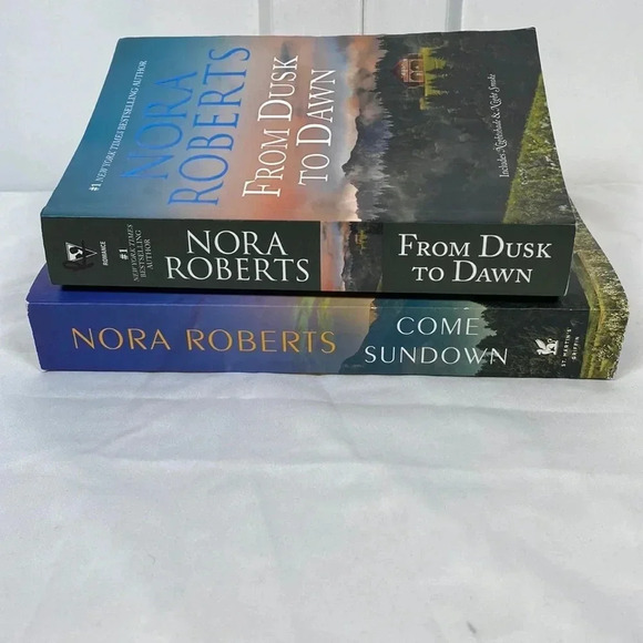 Nora Roberts - Two Book Bundle - Soft Cover - Picture 1 of 4